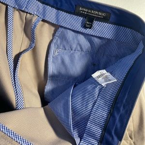 Banana Republic:Men’s Non Iron Tailored Slim Fit Formal 35/34